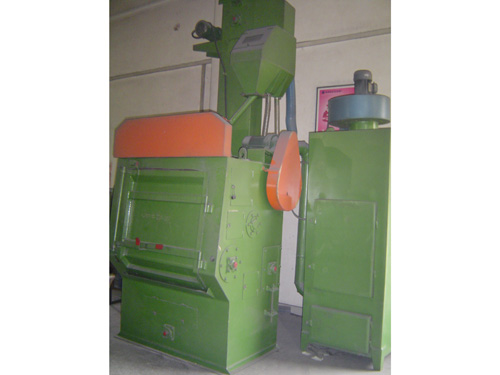 全自動噴砂機(jī)
